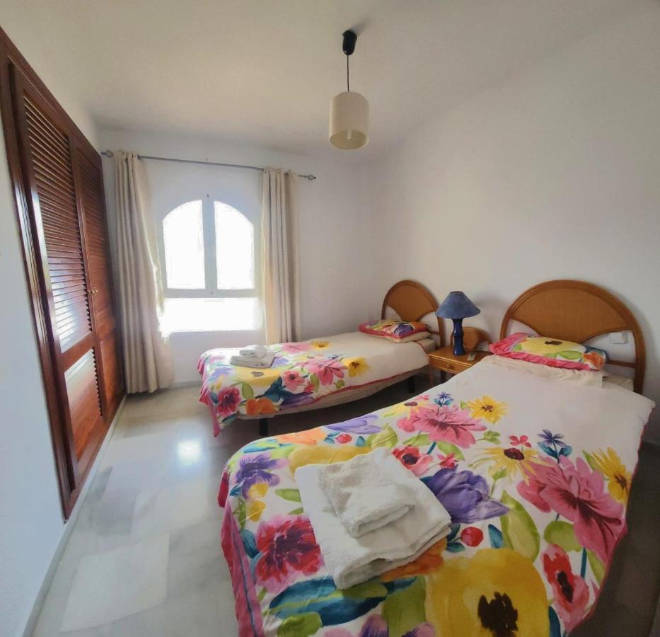 2 Bedroom Apartment Overlooking Mediterranean, 2 Outdoor Pools La Cala De Mijas Exterior foto